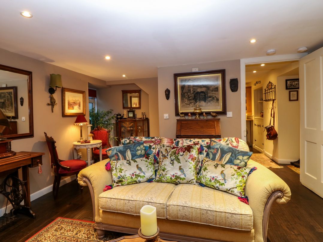 Wonderland Cottage