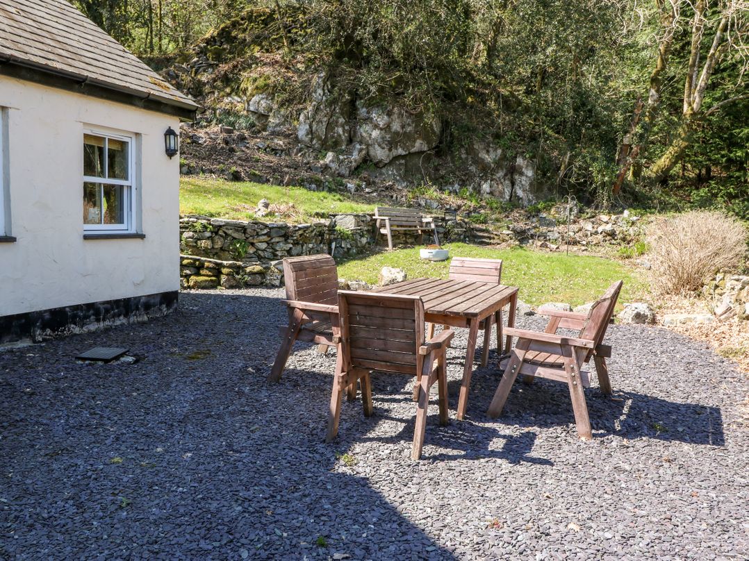 Greffyn In Betws Y Coed Gwynedd Cottages And Lodges 