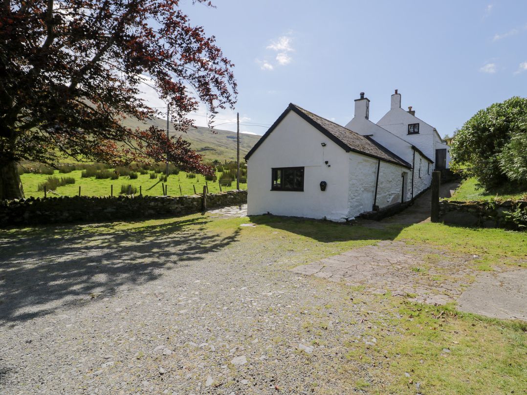Cwm