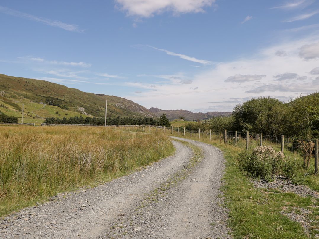 Cwm