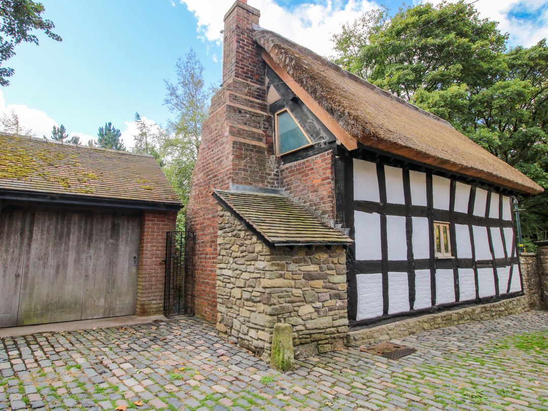 Manor Cottage
