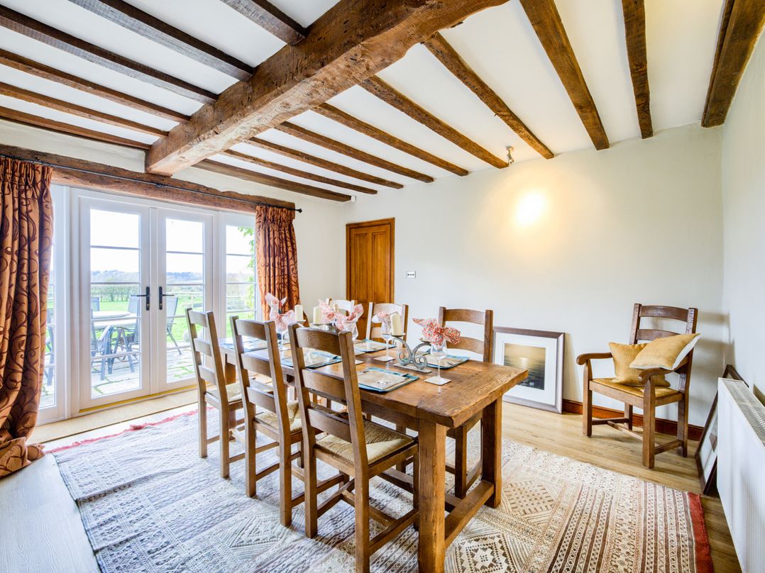 Brickbarns Farm House