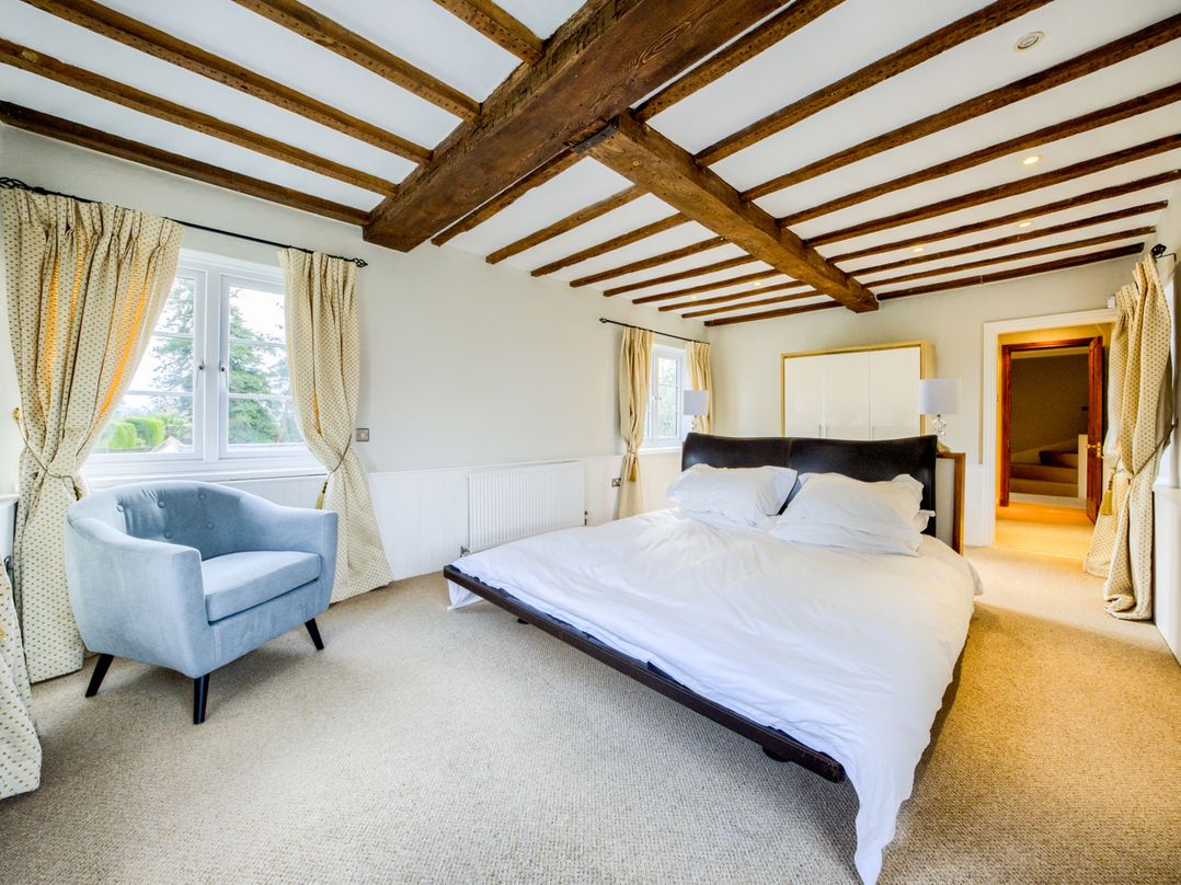 Brickbarns Farm House