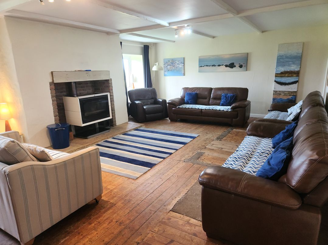 ASTA COTTAGE