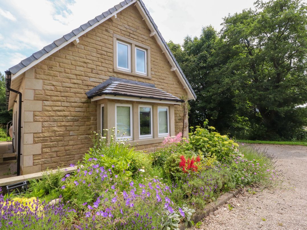 Low Orchard House