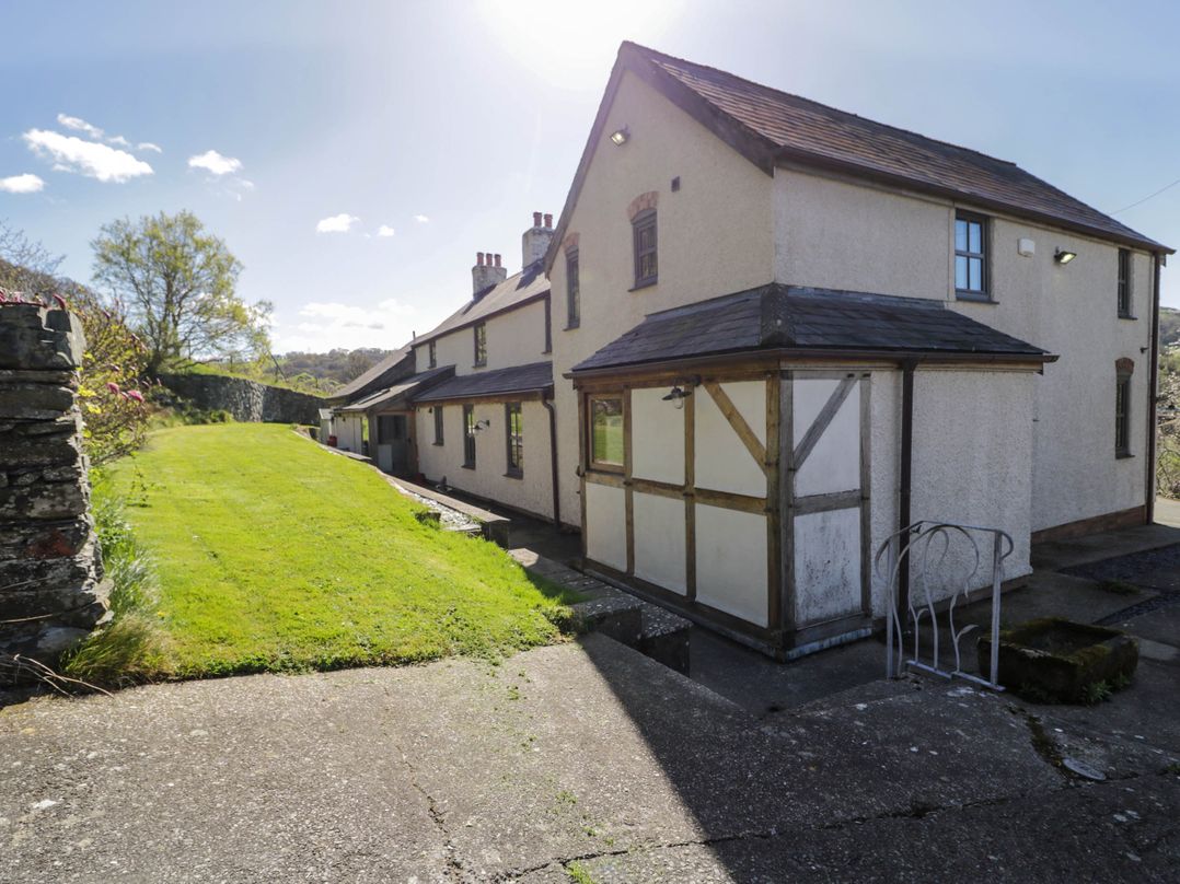 Fron Goch Farm