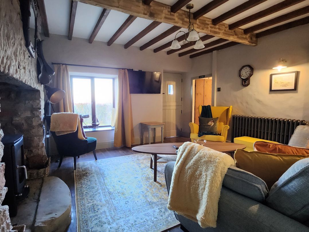 3 Penllan Cottages