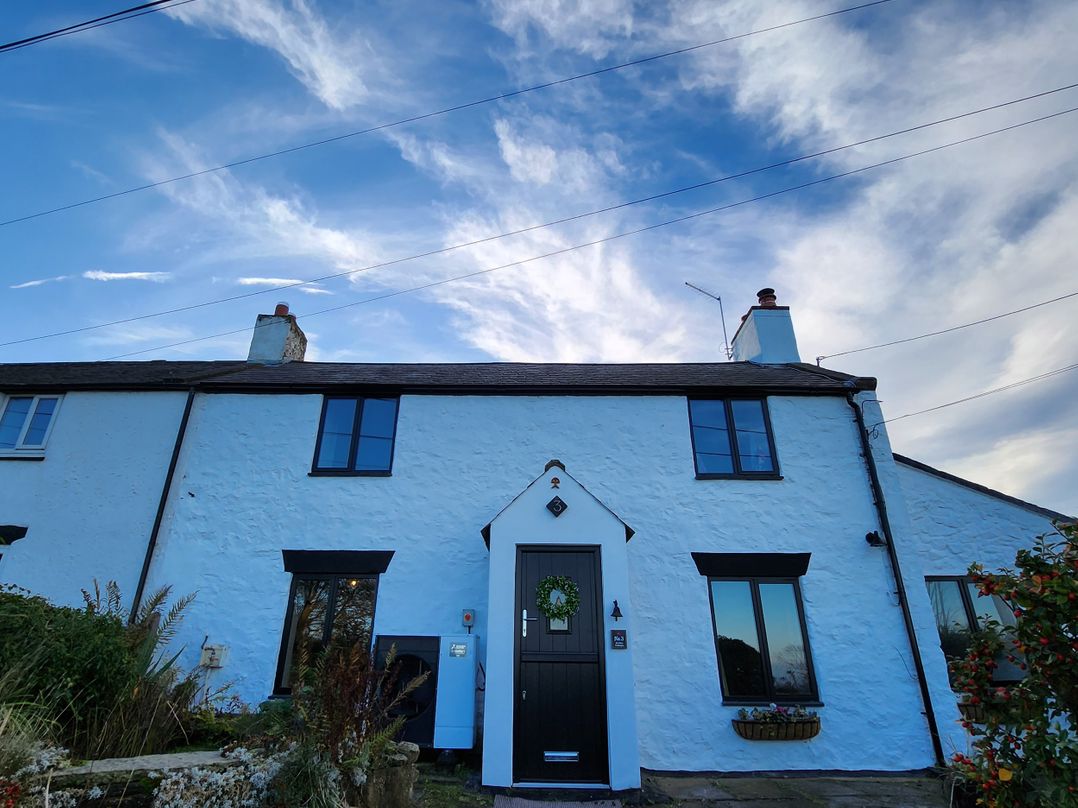 3 Penllan Cottages