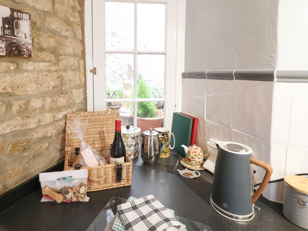 Coln Cottage