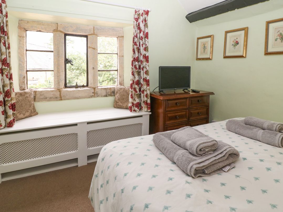 Coln Cottage