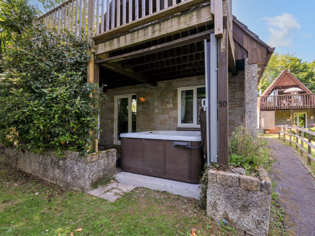 60 Valley Lodge