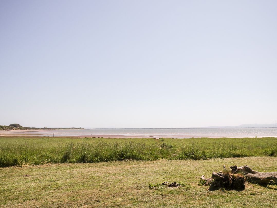 Pow-Wow Shore Cottage