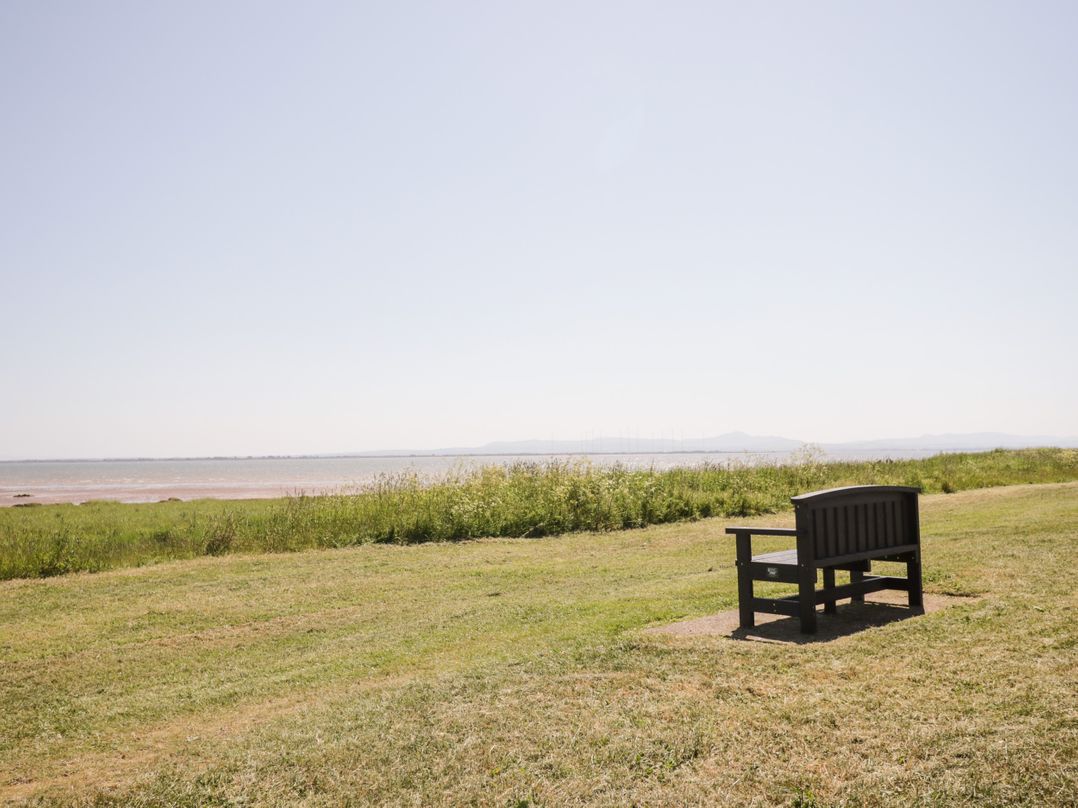 Pow-Wow Shore Cottage