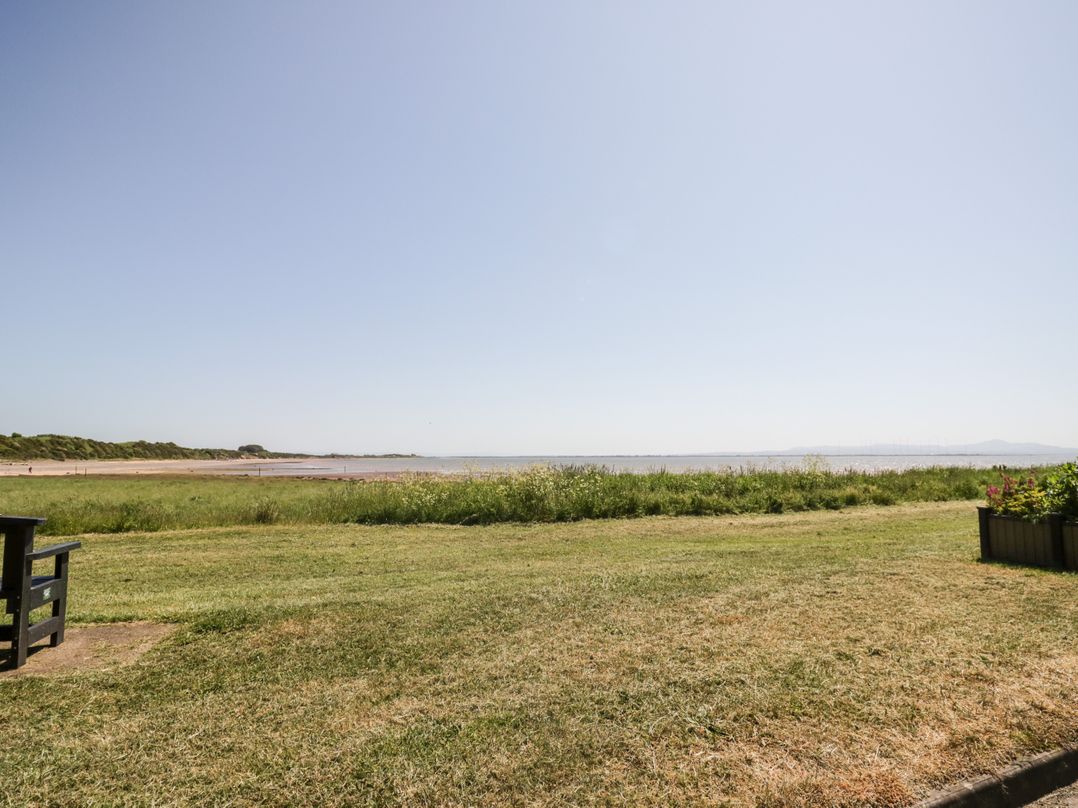 Pow-Wow Shore Cottage