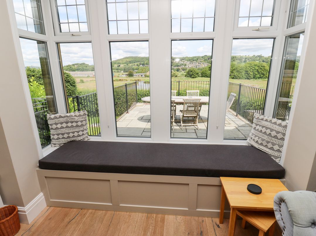 Farnhill View