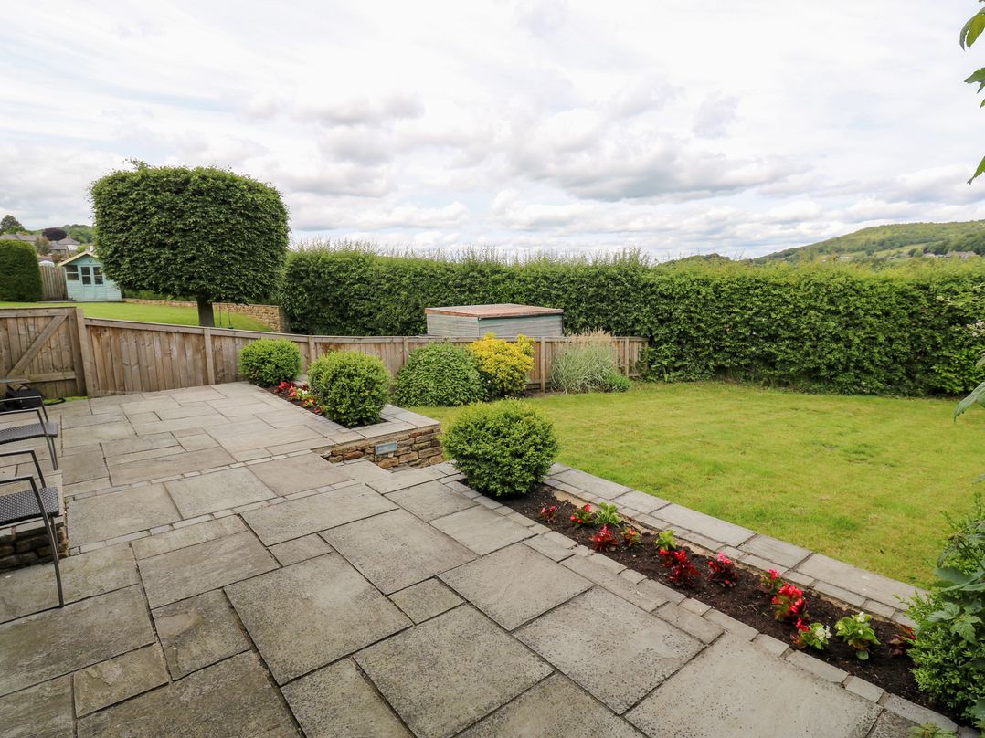 Farnhill View