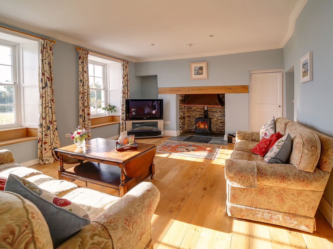 Porthcothan House