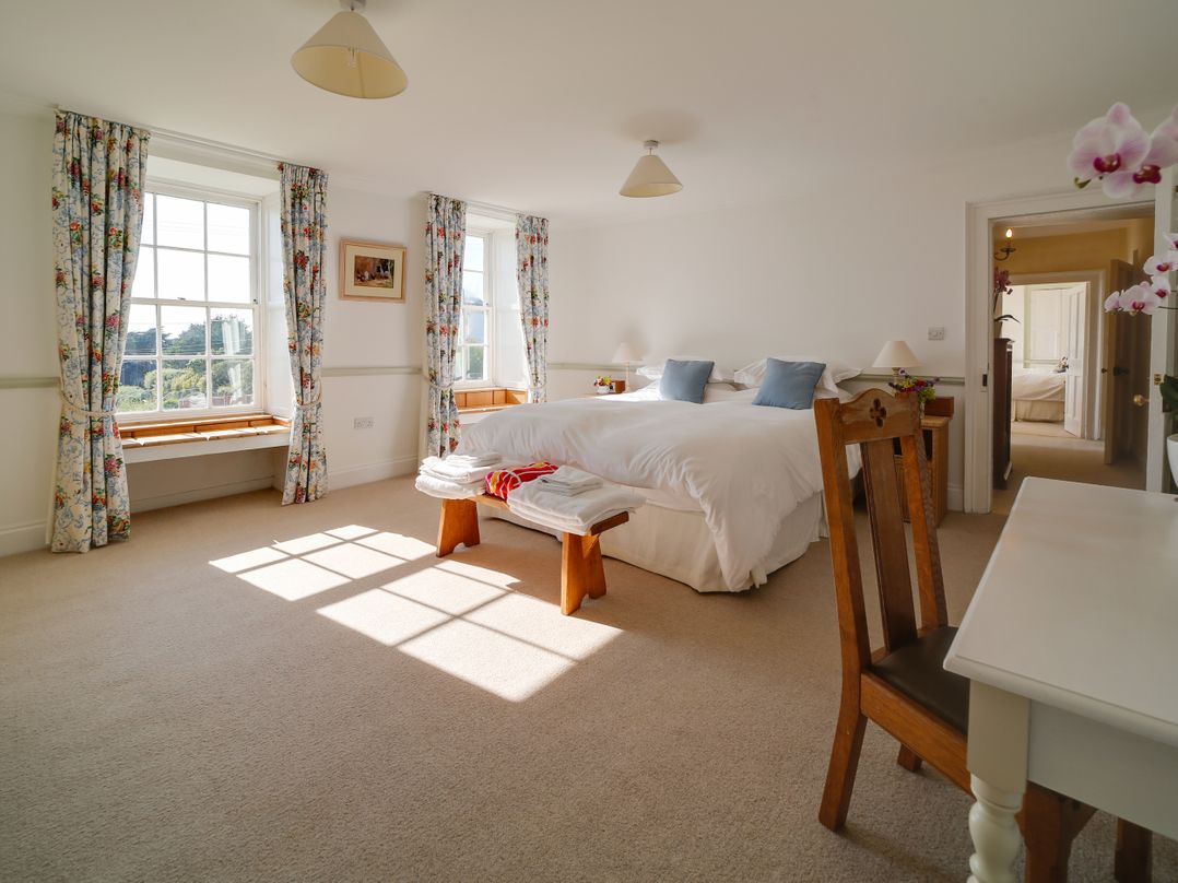 Porthcothan House
