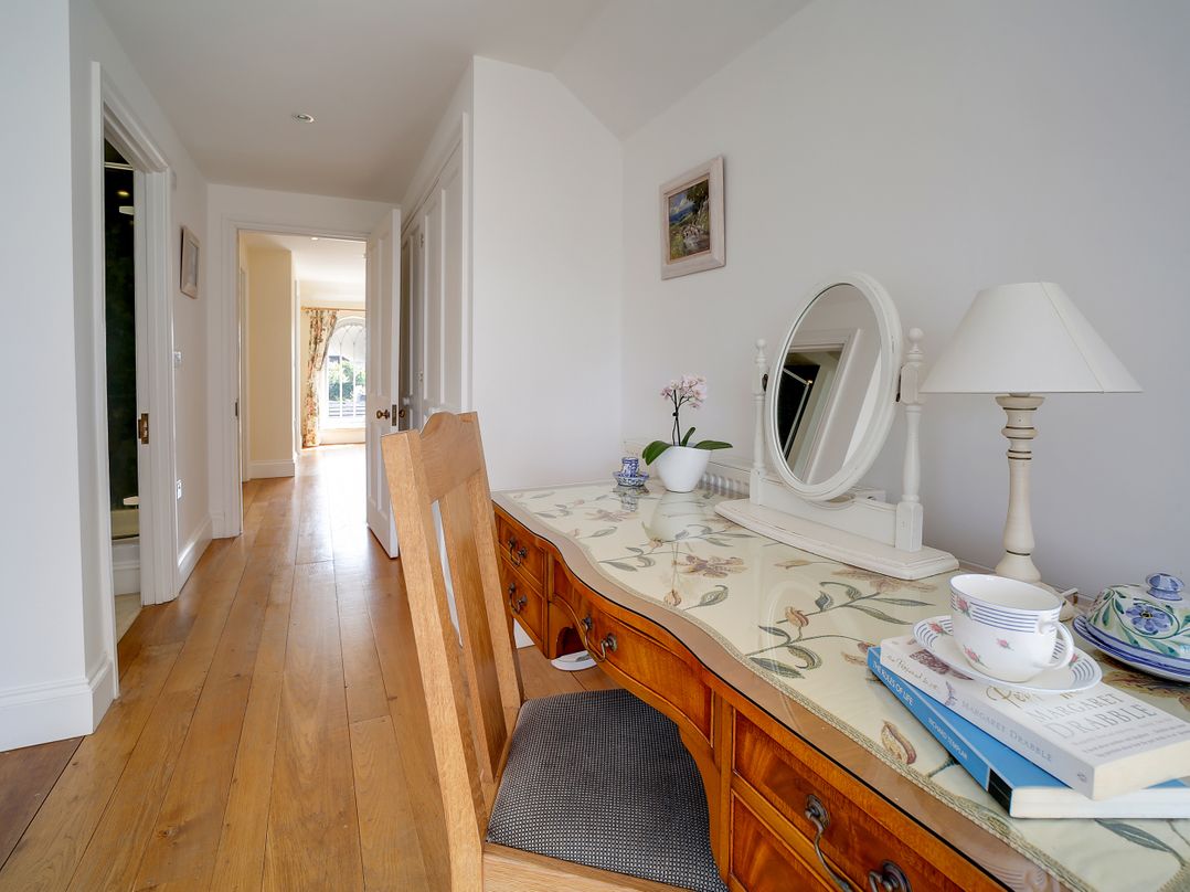 Porthcothan House