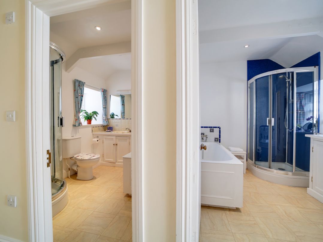 Porthcothan House