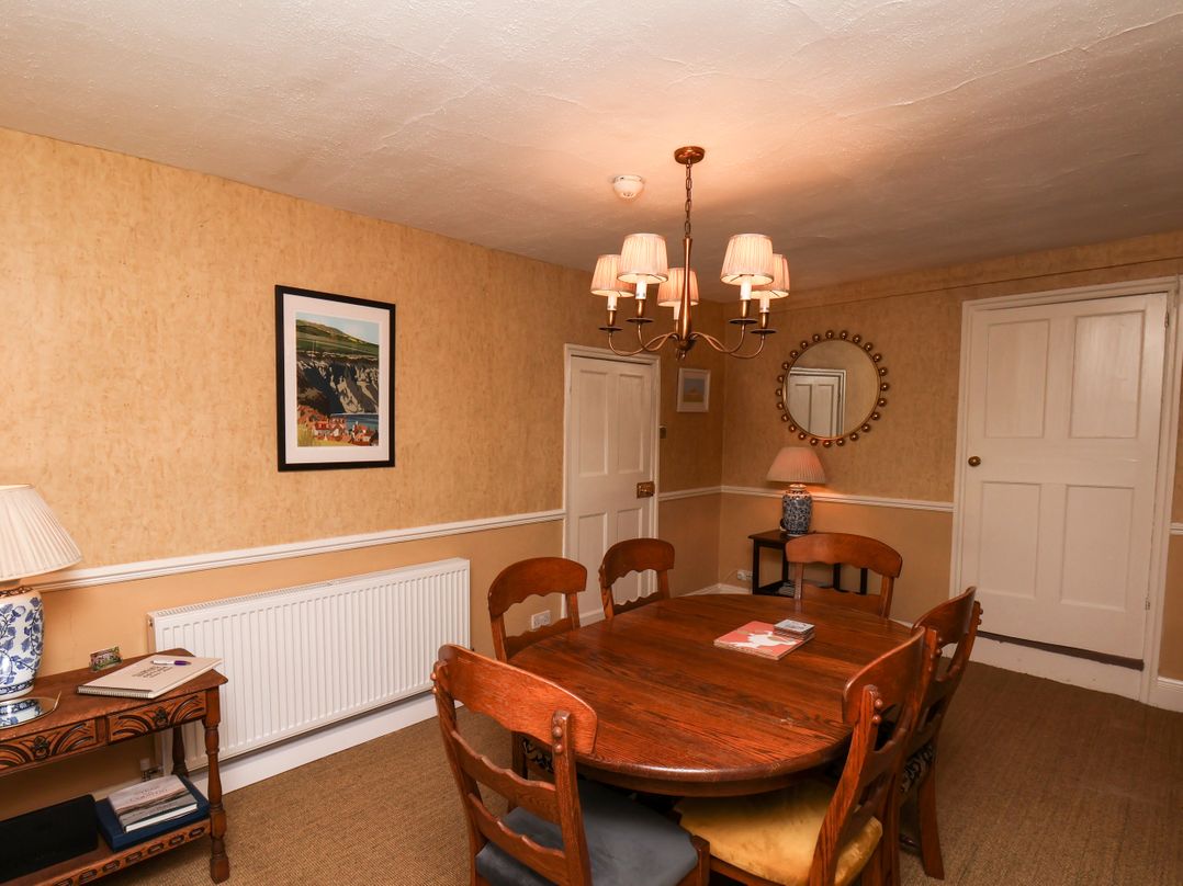 Sixpence Cottage