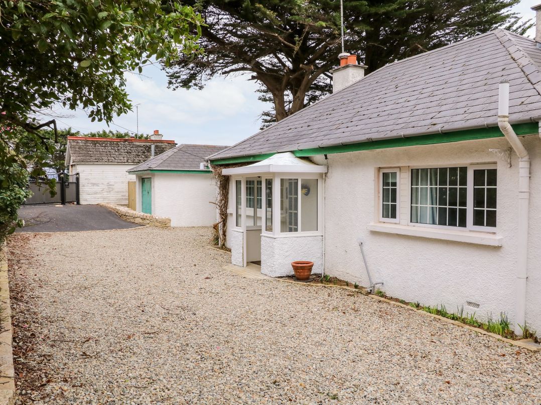 Rocklea Seaside Cottage