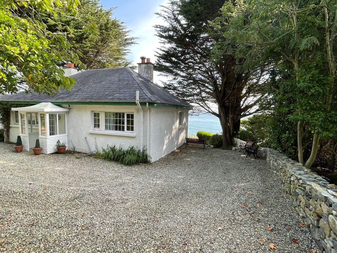 Rocklea Seaside Cottage