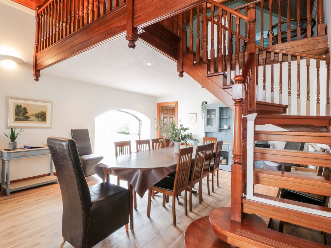 Shieldhill Farm House