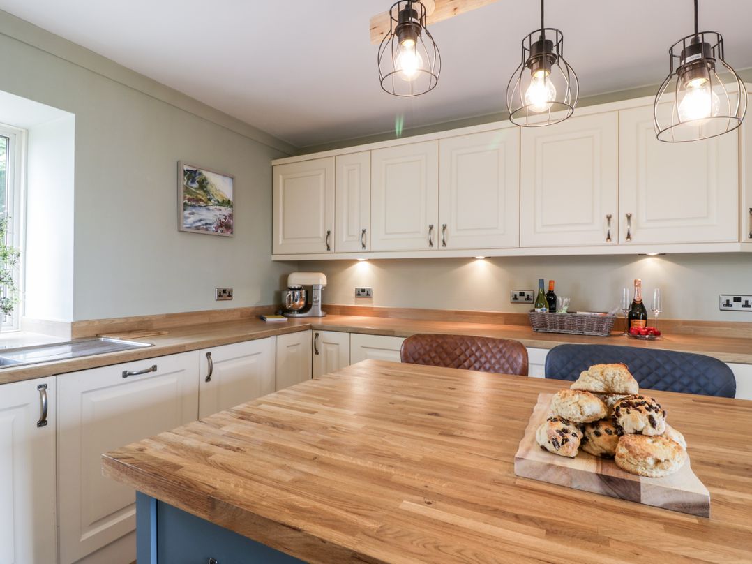 Shieldhill Farm House