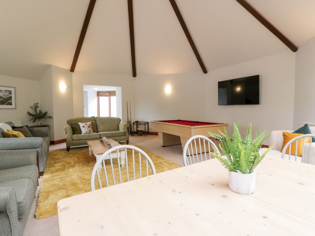 Shieldhill Farm House