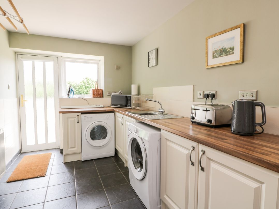 Shieldhill Farm House