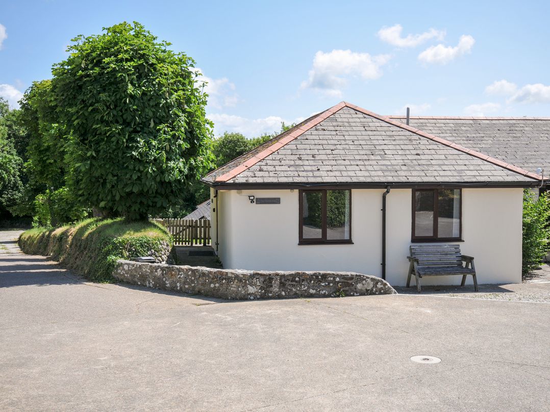 Columbine Cottage, Cornwall - 2 bedrooms, sleeps 4, 1 dog (42450), image size:1078x808