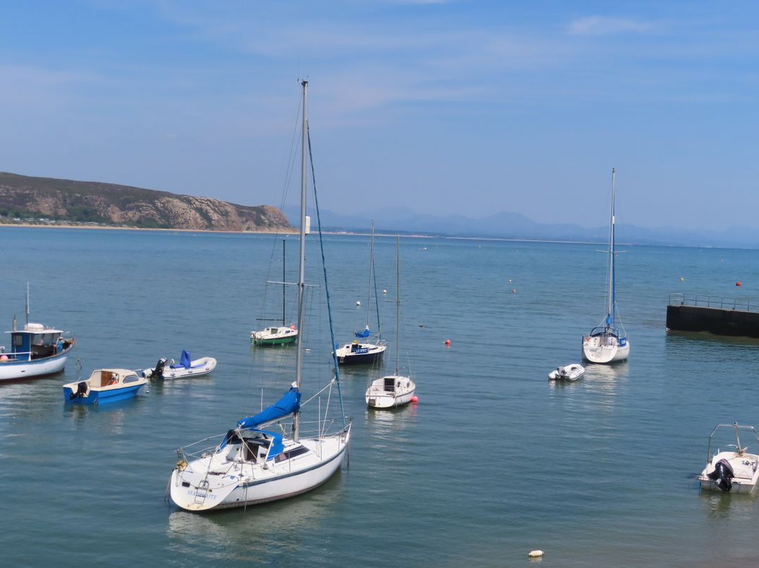 6 Boat Yard