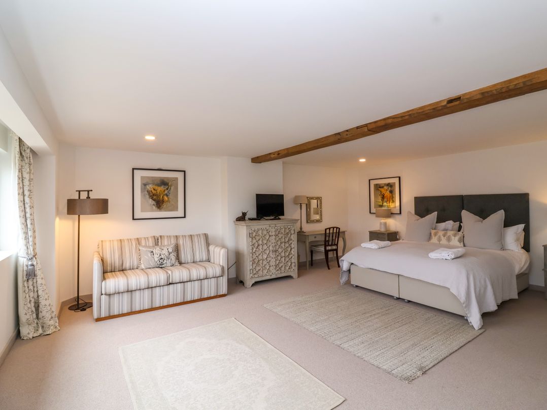 Stow Cottage Barn