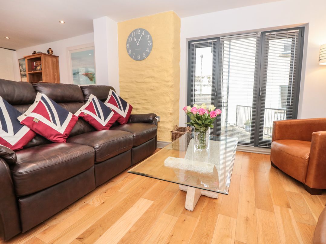 6 The Sail Loft
