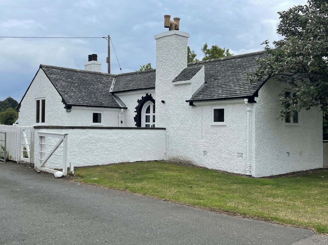 Gate Lodge, House of Binns