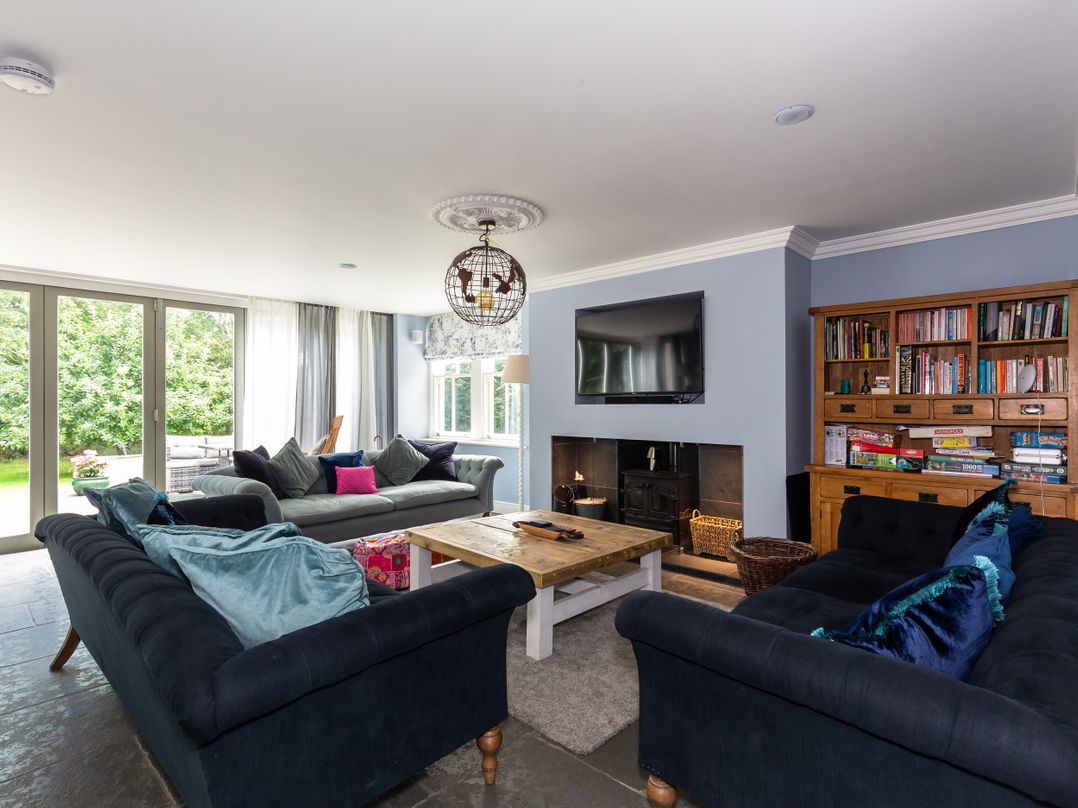 Vallis Oak Villa