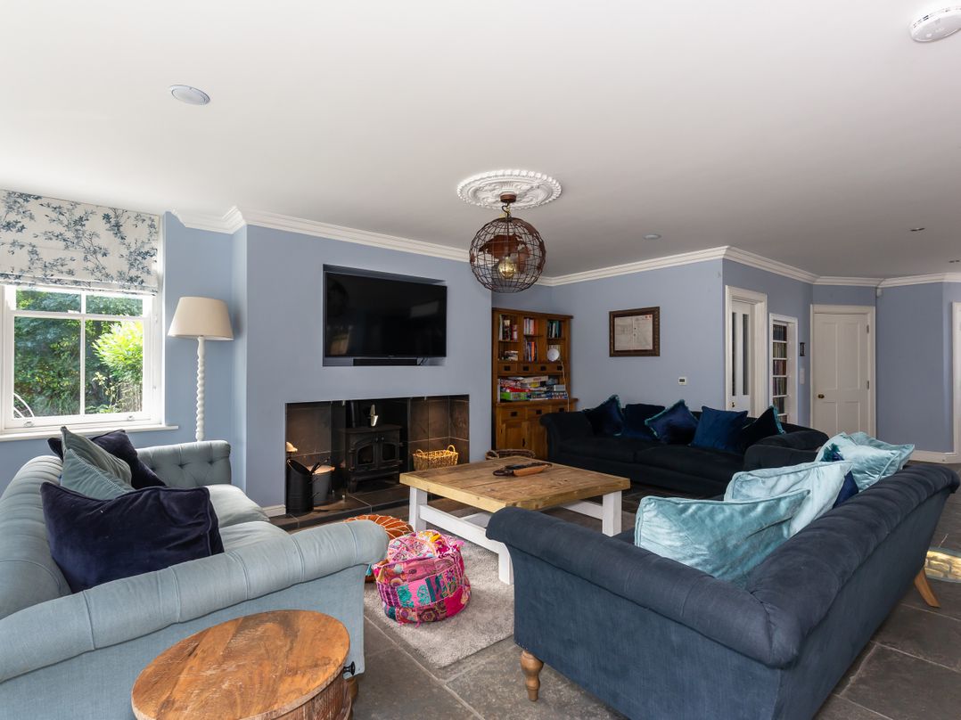 Vallis Oak Villa