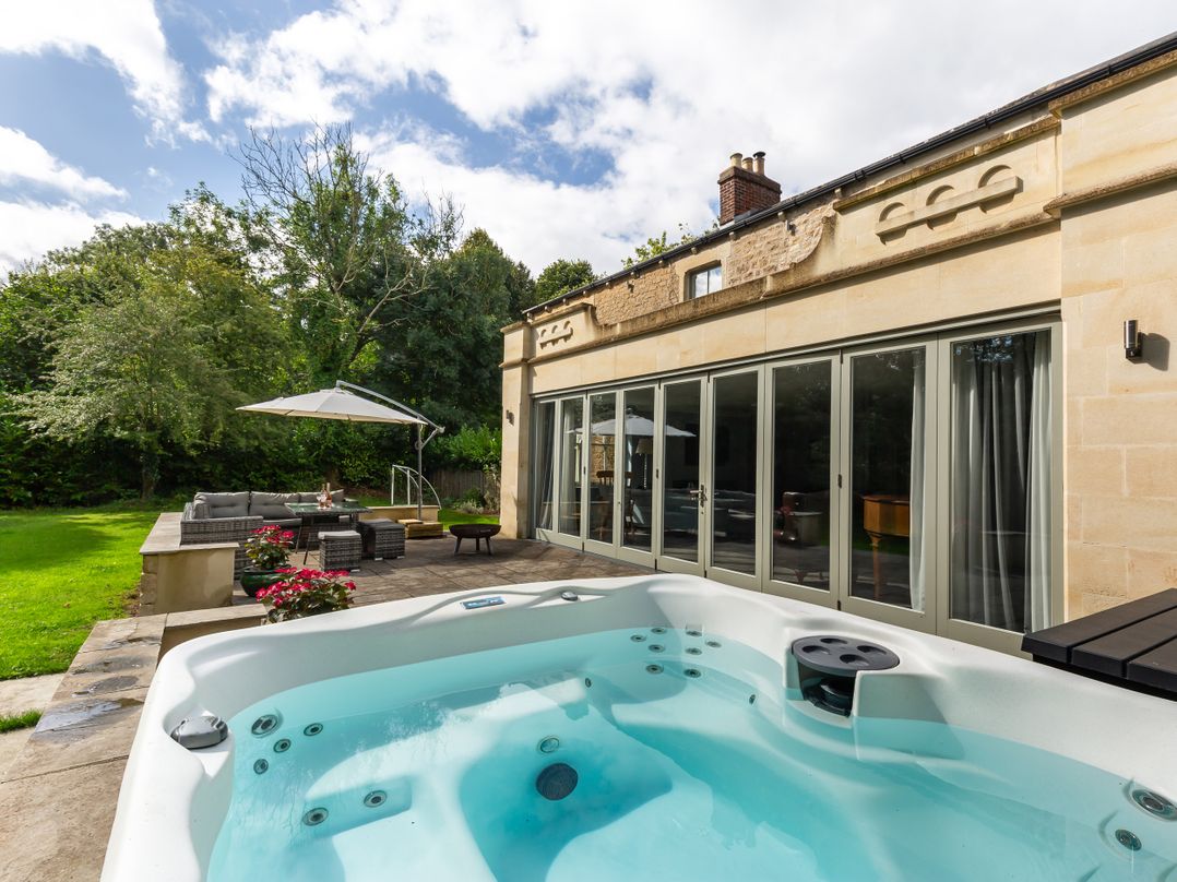 Vallis Oak Villa