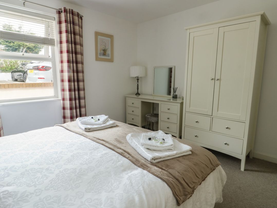 Benllech Coastal Retreat