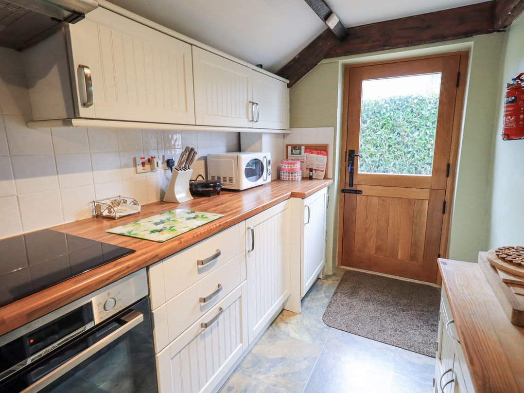 Jacky Garth Cottage