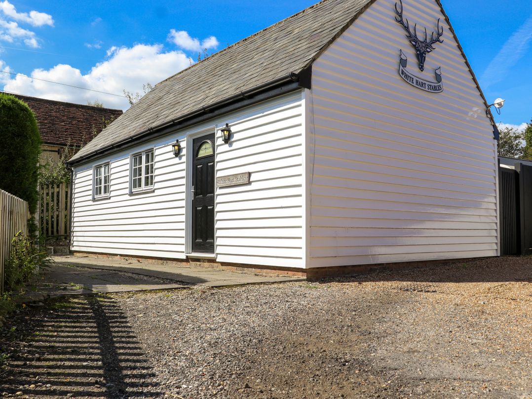 White Hart Stables, Catsfield - Sleeps 2 guests
