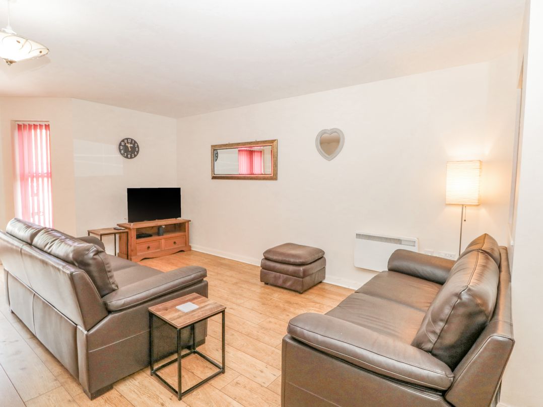 Apartment 1, 19 Cleveland Terrace