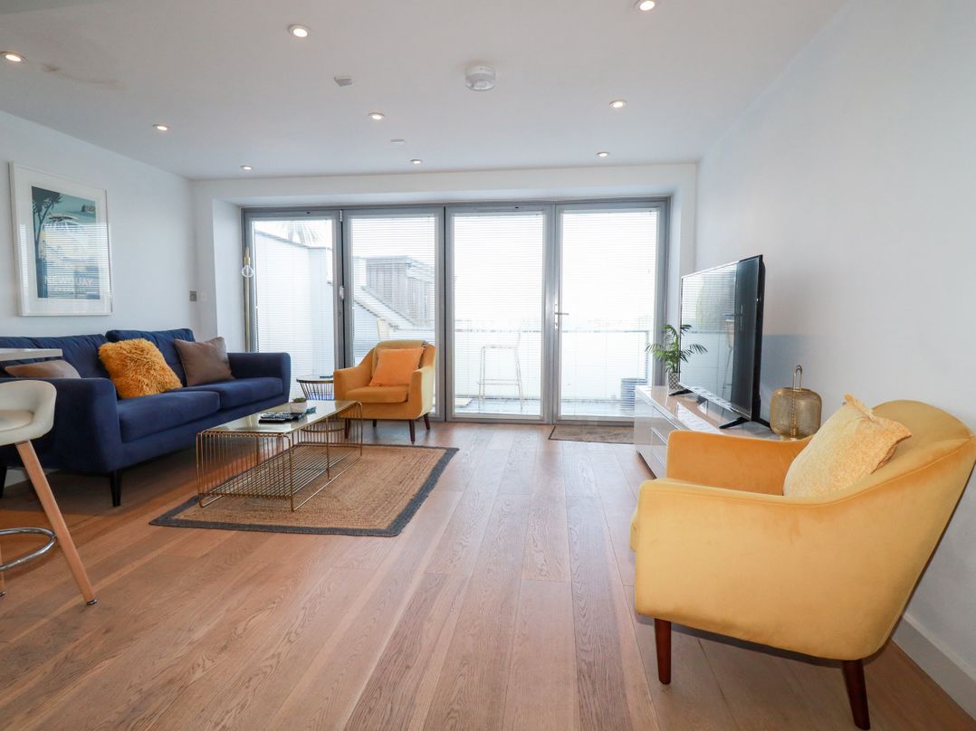 1 Fistral Beach Apartments in Newquay, Cornwall Cottages & Lodges