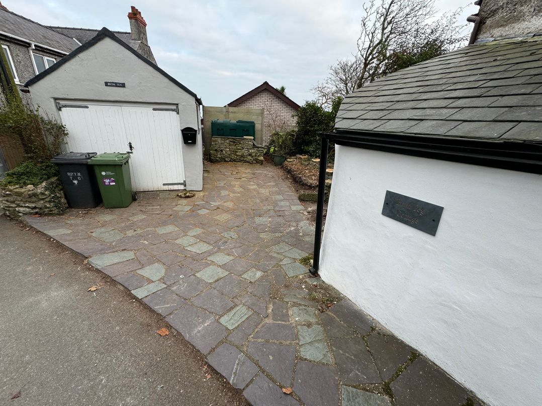 Bryn Teg Cottage