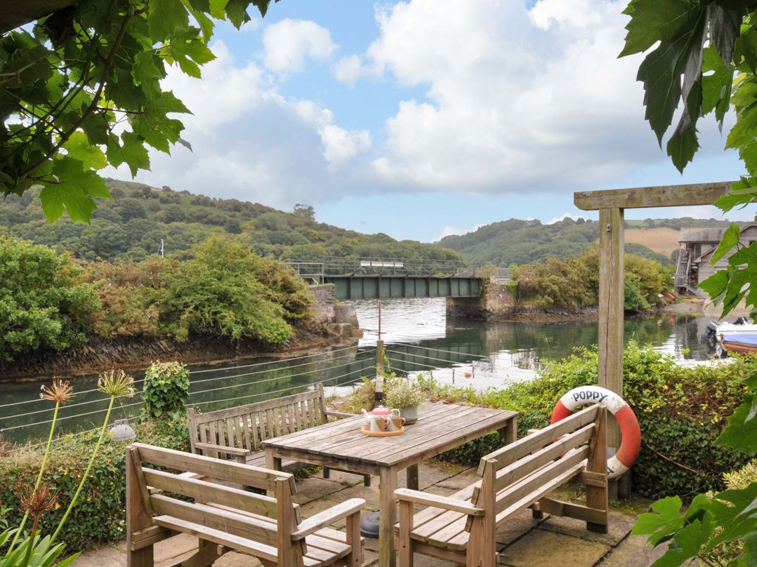 Island House
