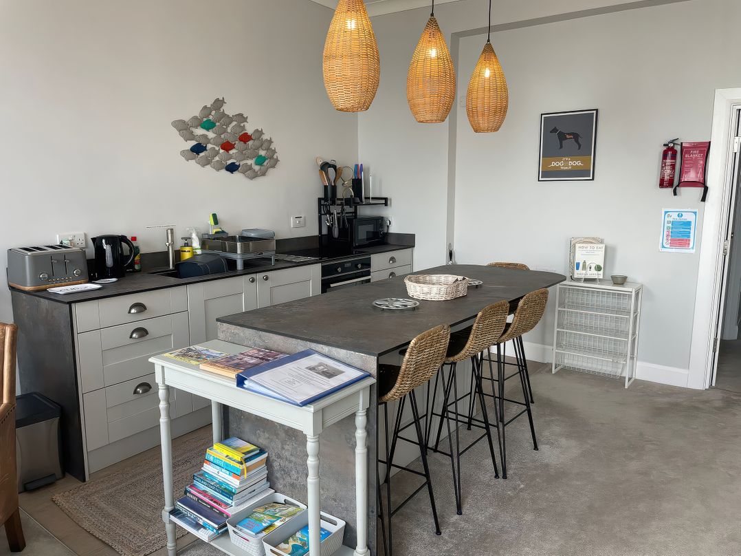 Sunrise Apartment