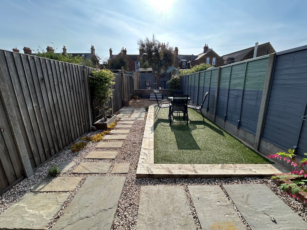 57 Southend Road
