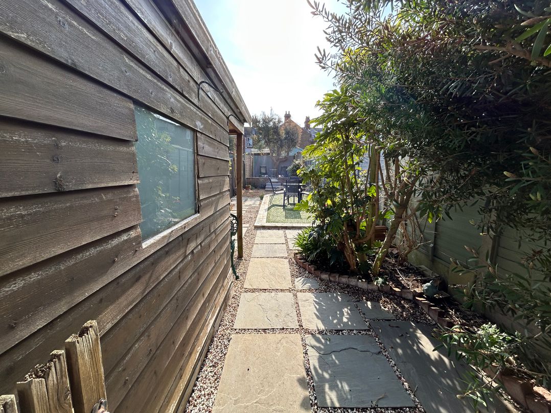 57 Southend Road