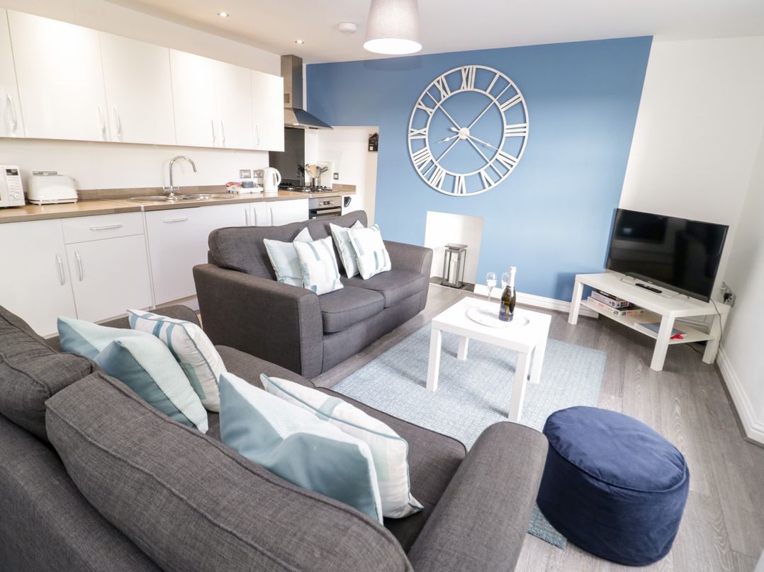 Apartment 6